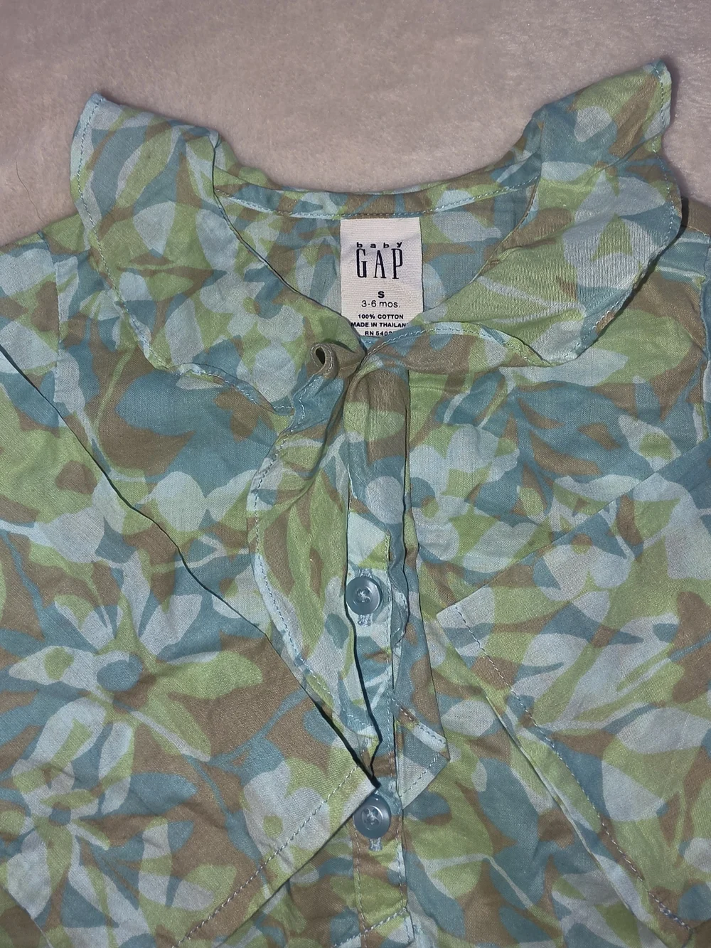 baby GAP Floral Button-Down Baby Top in Blue and Green 3-6 M